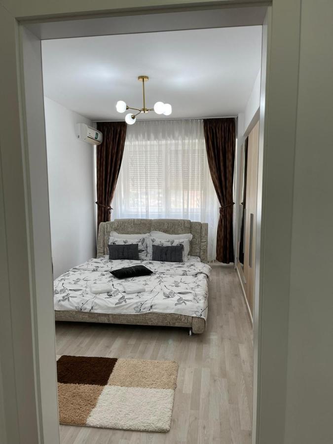 Class DeLuxe Apartments Oradea Extérieur photo