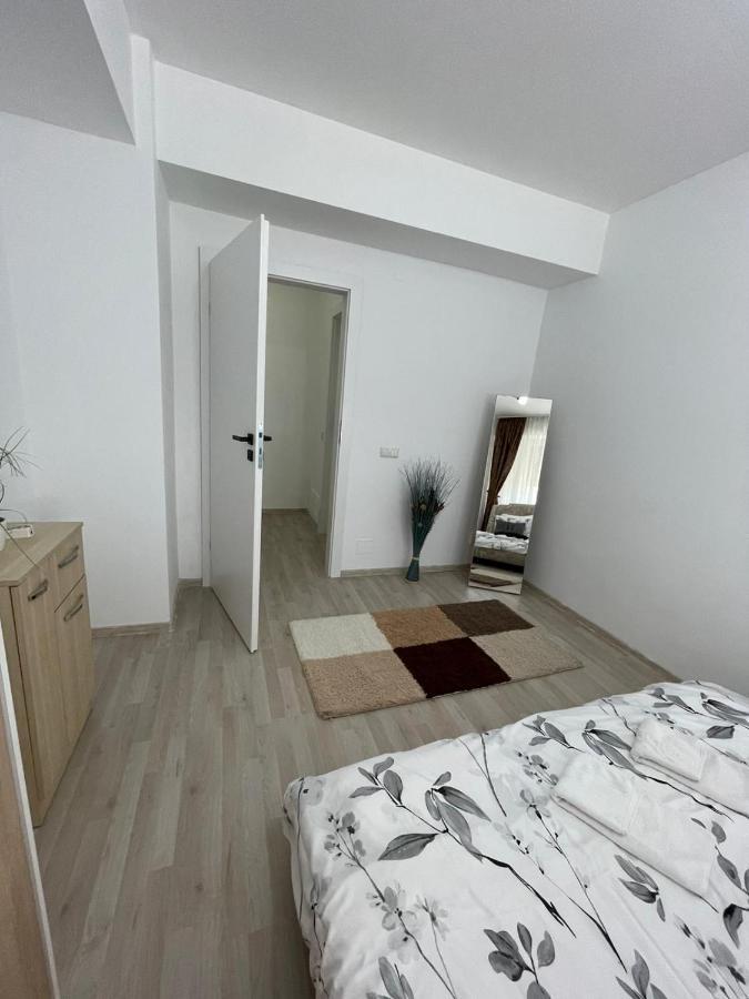Class DeLuxe Apartments Oradea Extérieur photo